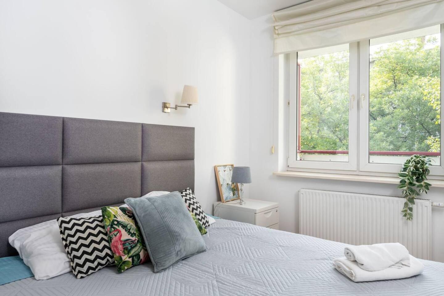 Superb Czerska Family Apartment Варшава Екстериор снимка