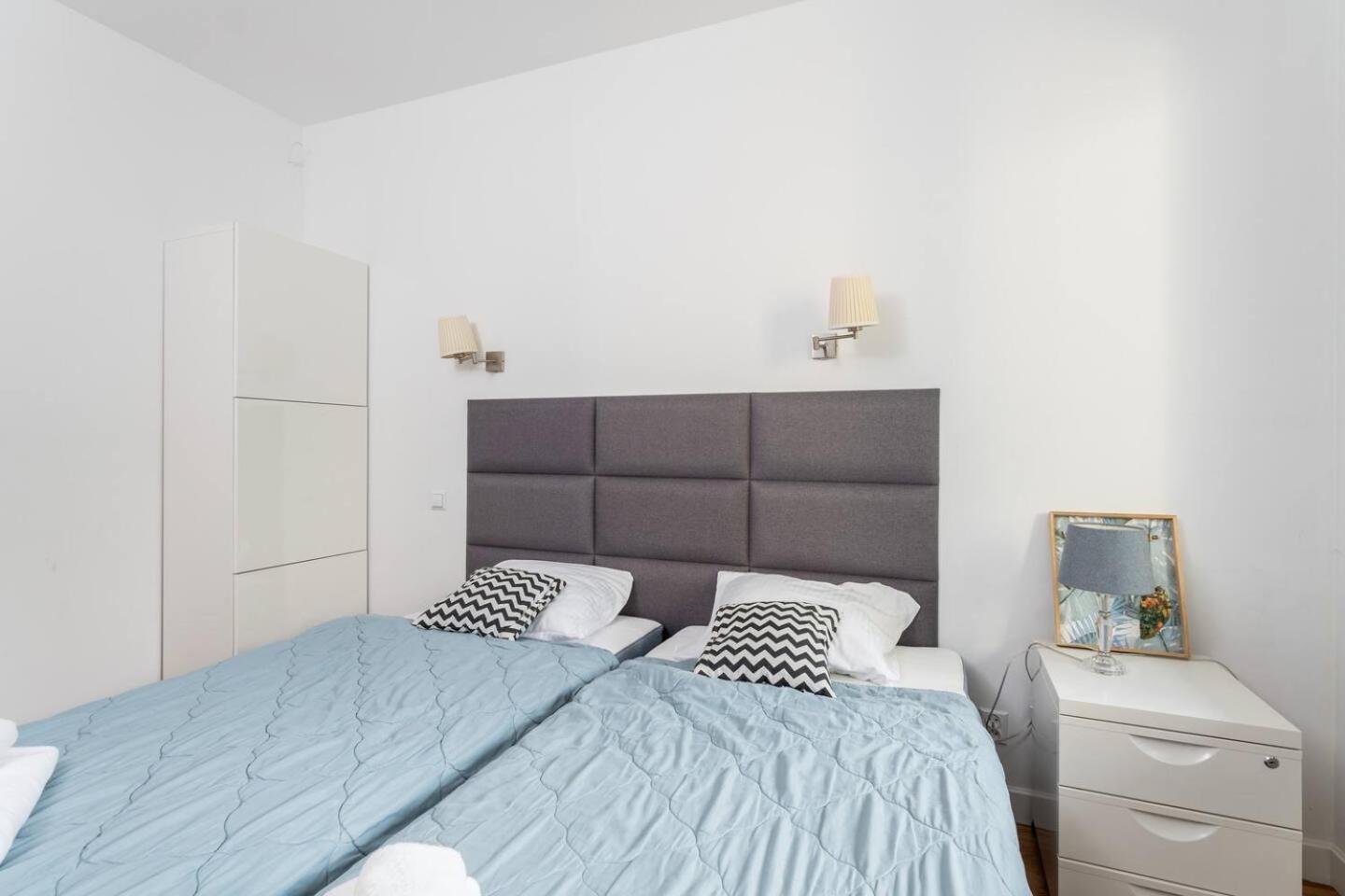 Superb Czerska Family Apartment Варшава Екстериор снимка
