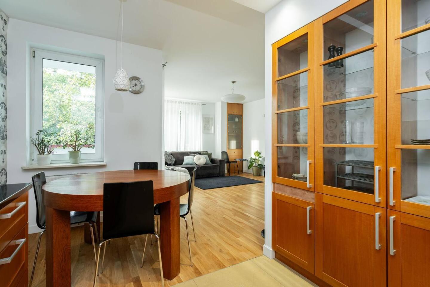 Superb Czerska Family Apartment Варшава Екстериор снимка