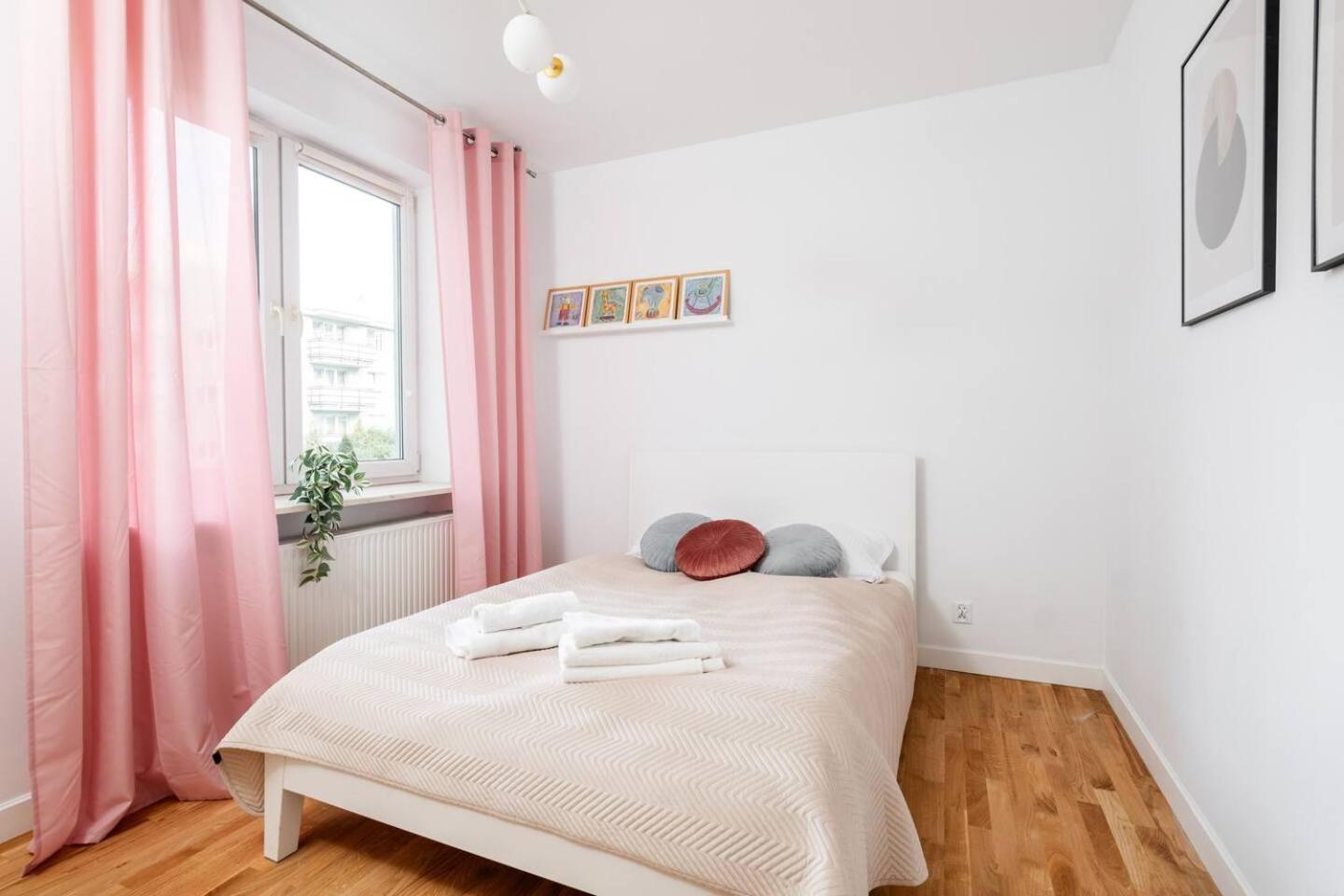 Superb Czerska Family Apartment Варшава Екстериор снимка
