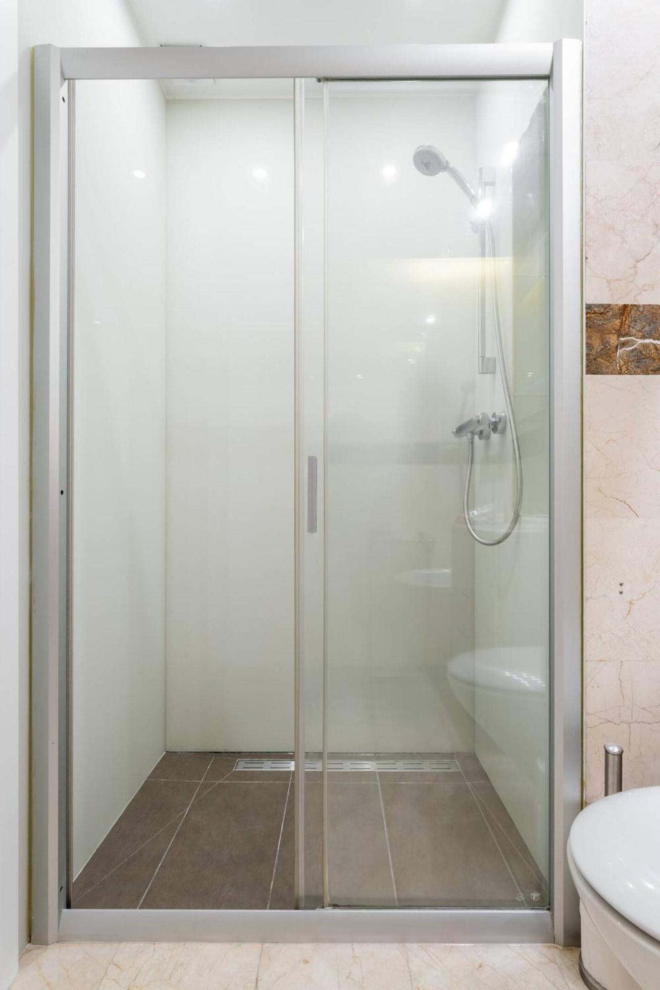 Superb Czerska Family Apartment Варшава Екстериор снимка